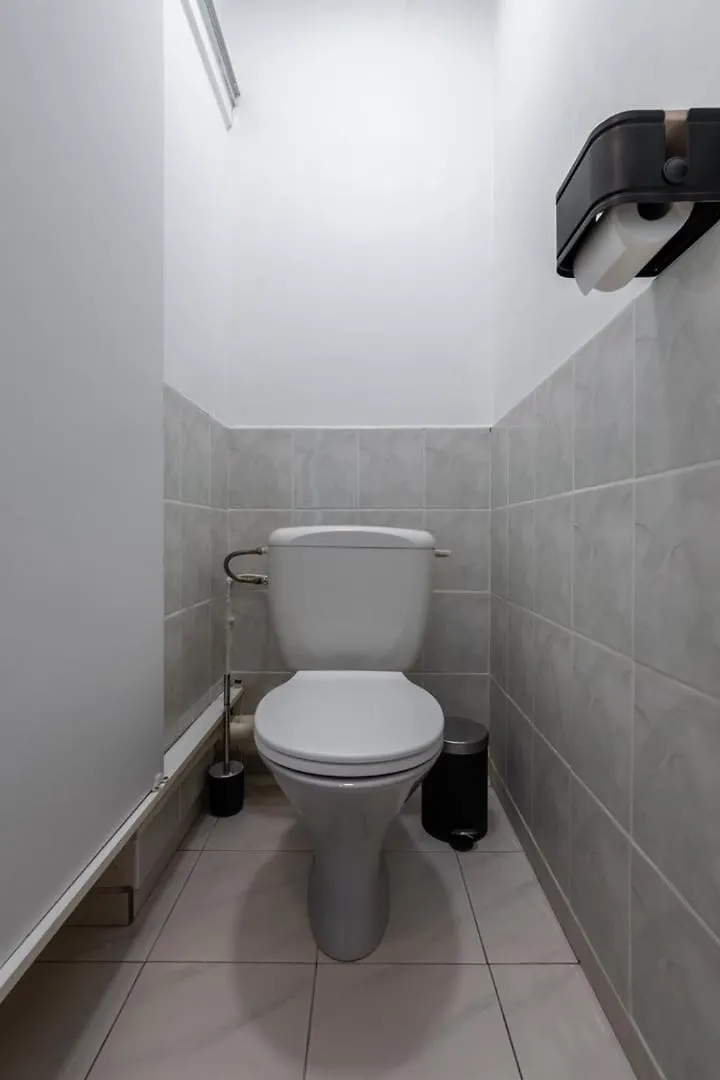 Lille Hellemmes - Nice Studio With Parking !